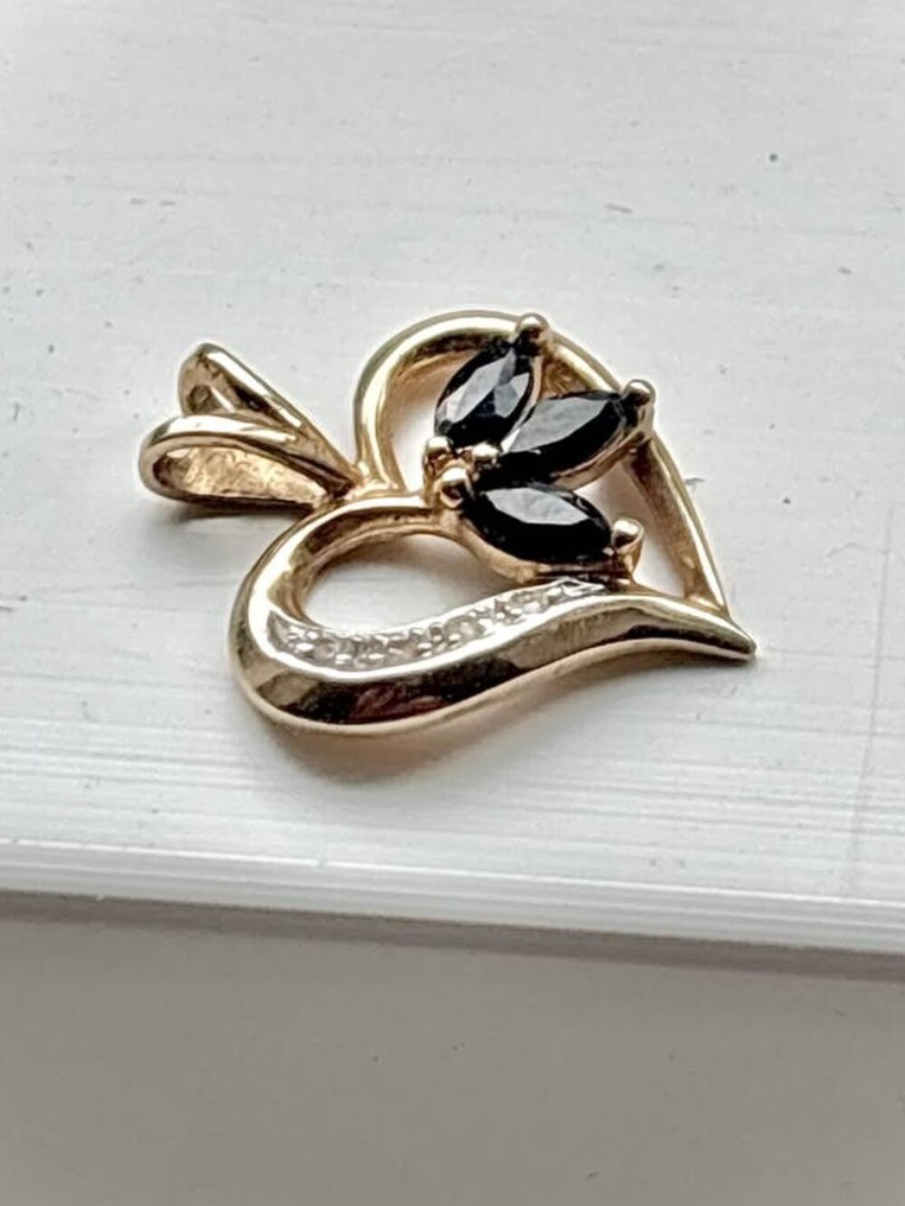 Vintage 10K Yellow Gold FJ Sapphire and Diamond Open Heart Pendant